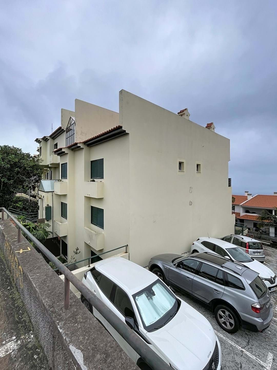 Vende-se apartamento com 2 quartos  no Garajau 