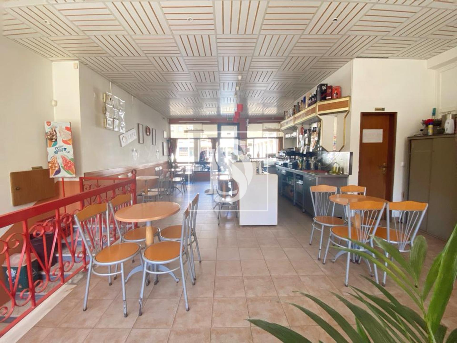 Loja Venda em Baixa da Banheira e Vale da Amoreira,Moita — foto 4