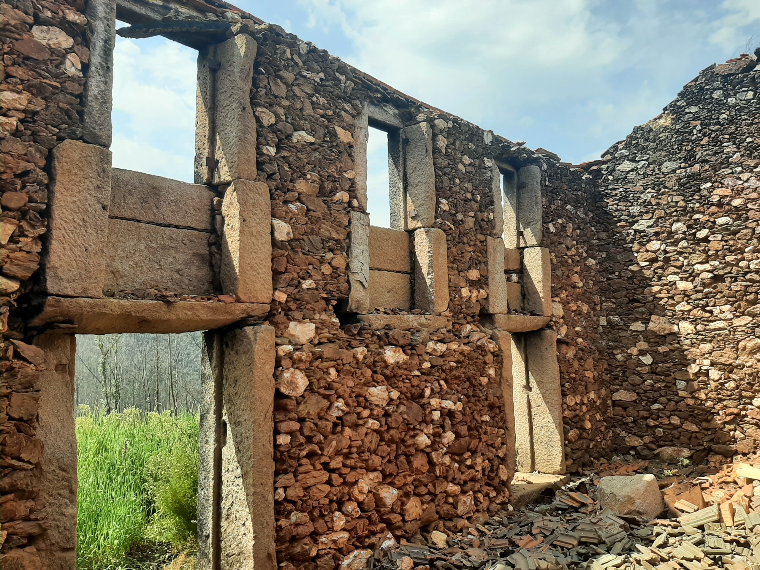 Moradia Devoluta Venda em Talhadas,Sever do Vouga