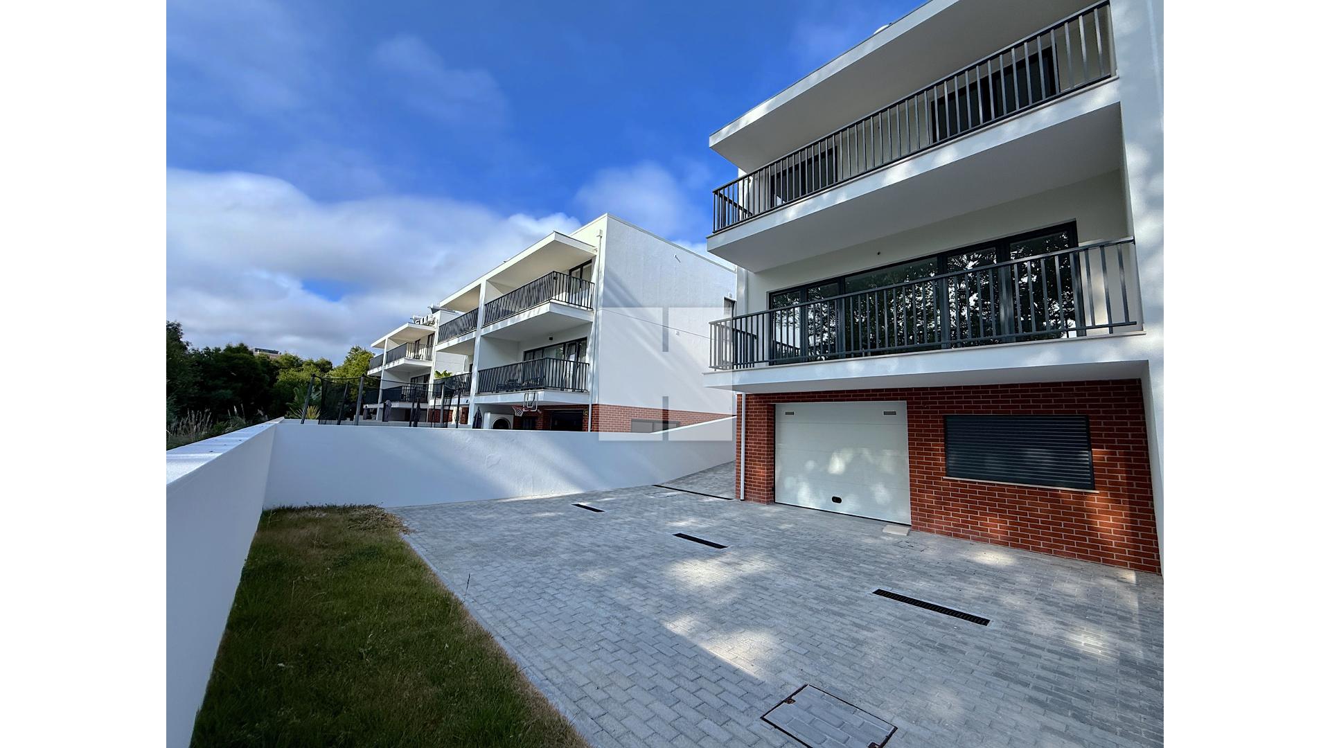 Moradia Geminada T4 em Tavarede — foto 4