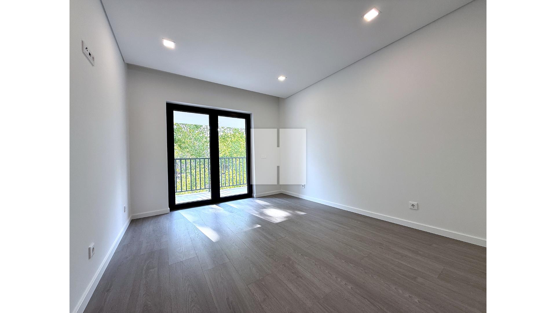 Moradia Geminada T4 em Tavarede — foto 42