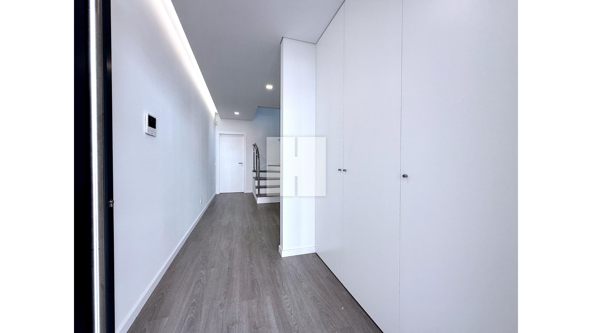 Moradia Geminada T4 em Tavarede — foto 7